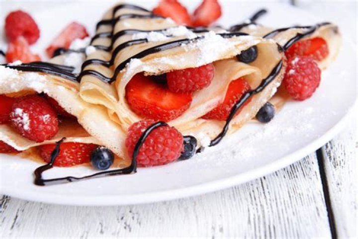 Are blintzes and crepes the same?