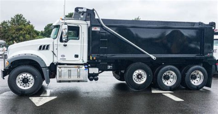 Are dump trucks road legal?