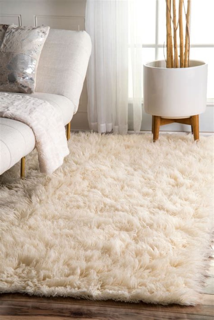 Are flokati rugs soft?