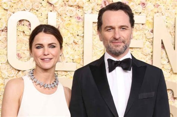 Are keri russell and matthew rhys a couple?