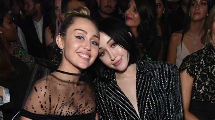 Are miley and noah cyrus related?