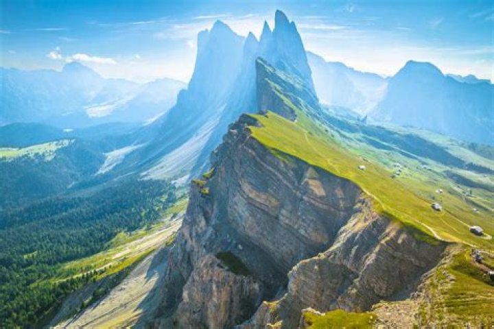 Are the dolomites in south tyrol?