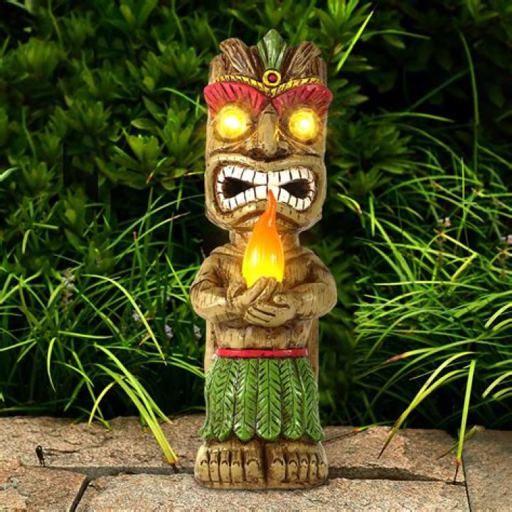 Are tiki torches good for mosquitoes?