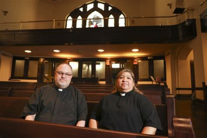 Can a methodist pastor be divorced?