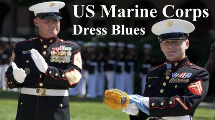 Can corpsman wear marine dress blues?