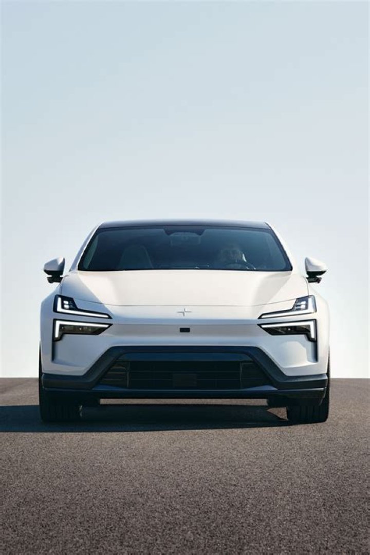 Can i lease a polestar 2?