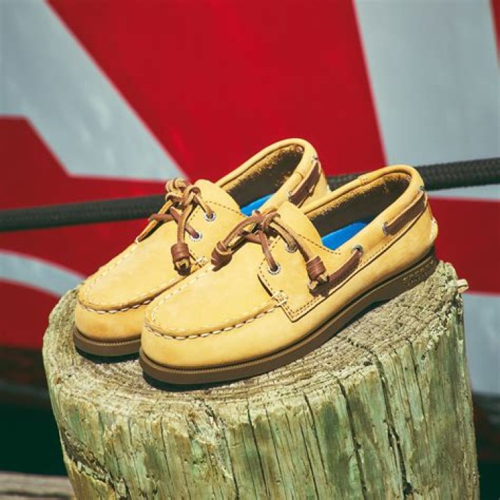 Can sperry topsiders get wet?