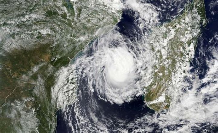 Can we stop cyclone?
