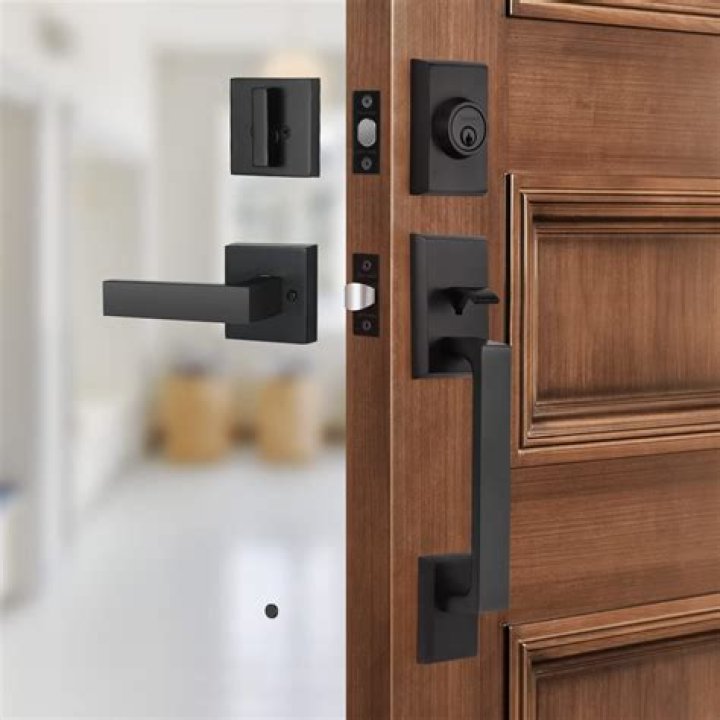 Can you break into a van with deadlocks?