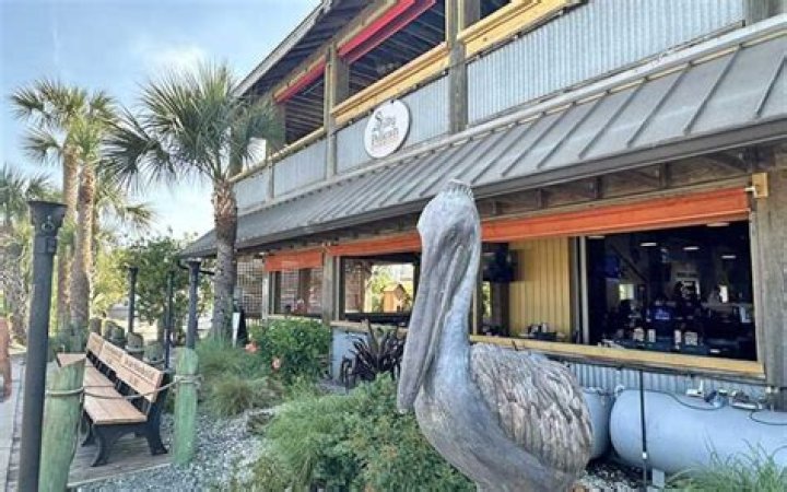 Can you fish on fernandina beach?