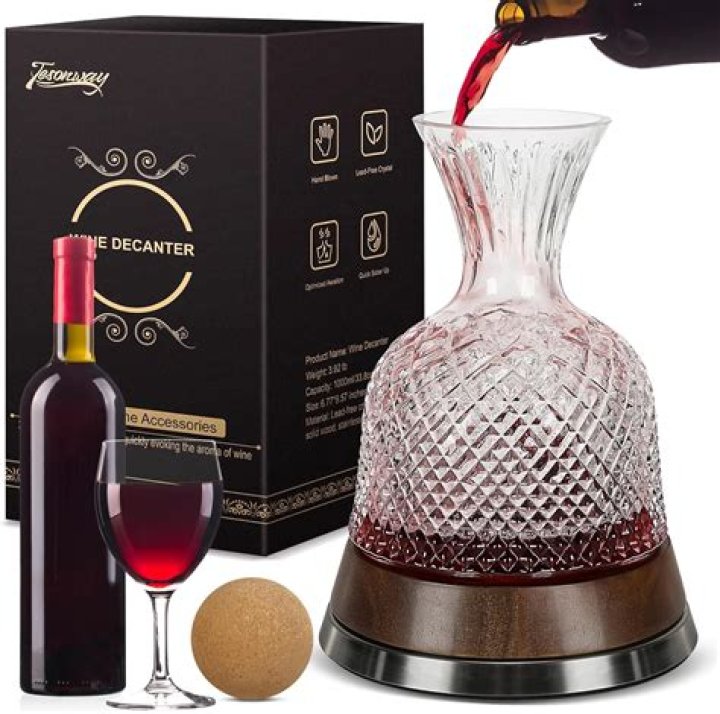 Can you save decanted wine?