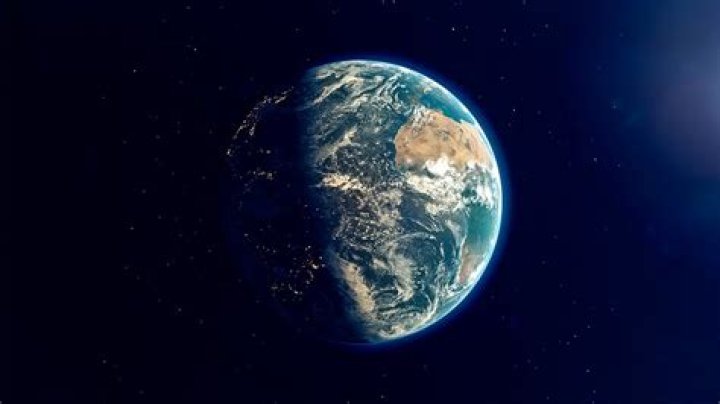 Can you see the world spinning from space?