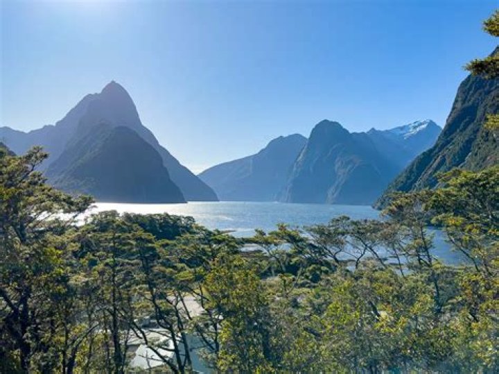 Can you swim in valletta?