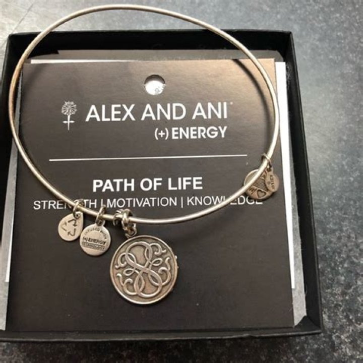 Can you tighten alex and ani bracelets?
