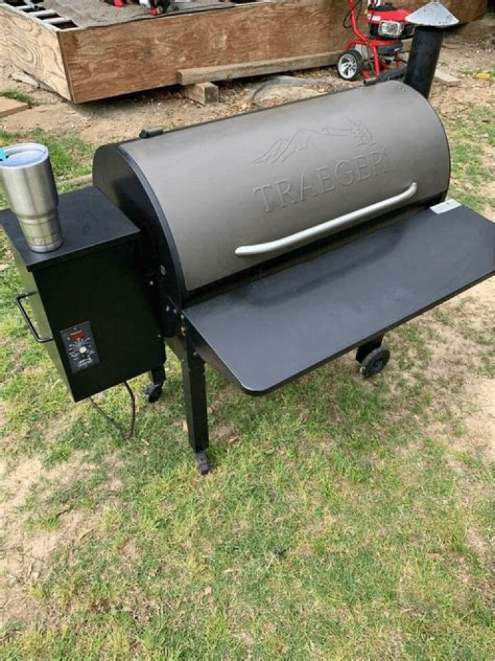 Can you use a traeger in the rain?