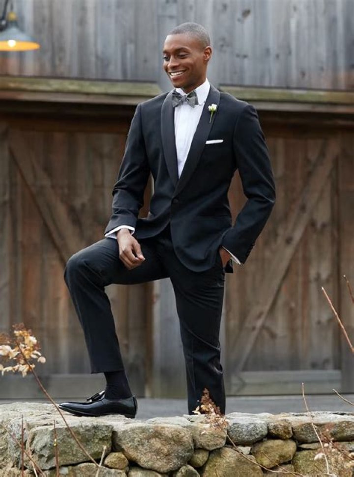 Can you wear tassel loafers with a tuxedo?