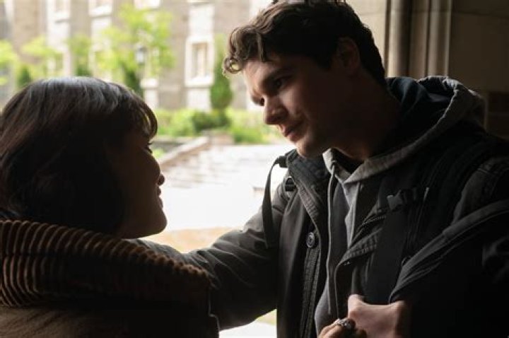 Did alex tell on piper?