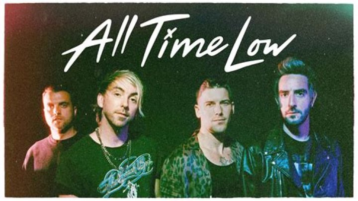 Did all time low break up?