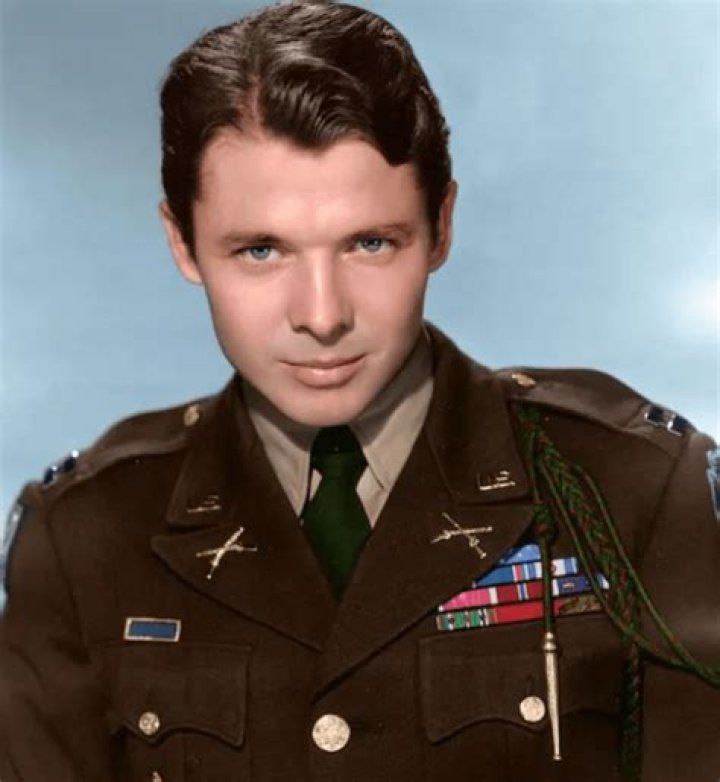 Did audie murphy sing?