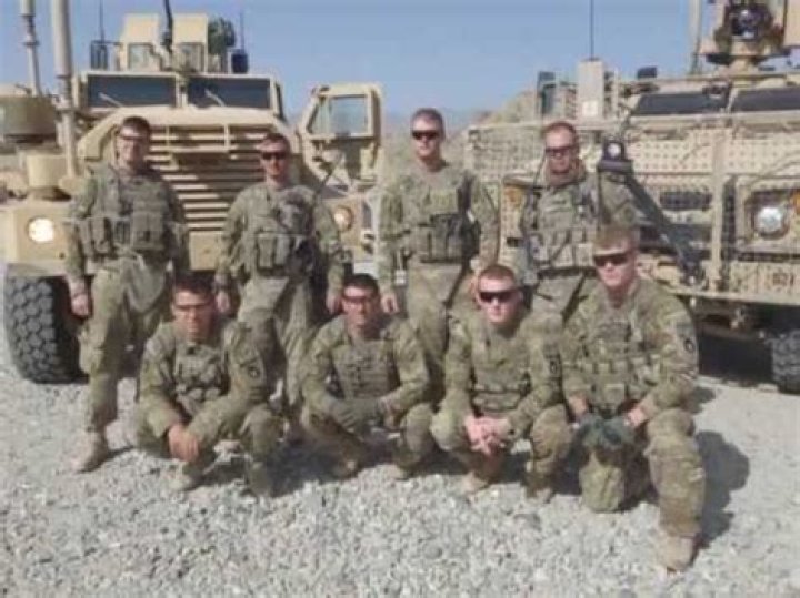 Did brantley gilbert serve in the military?