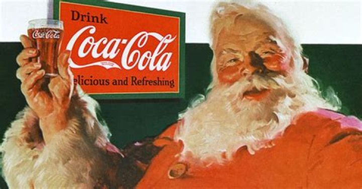 Did coca cola make santa red?