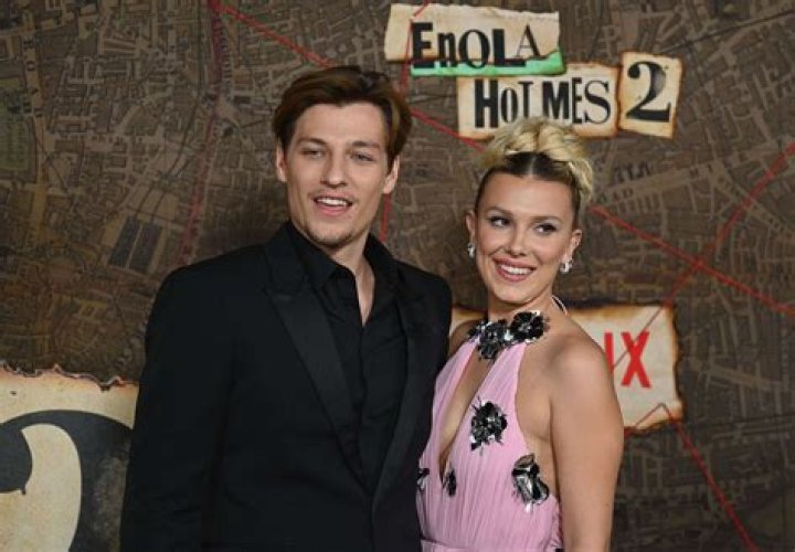 Did enola holmes marry?