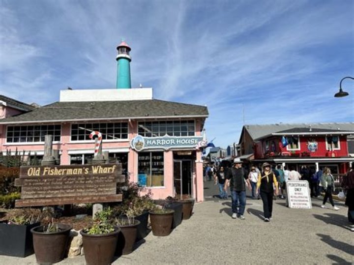 Did fisherman's wharf burn down?