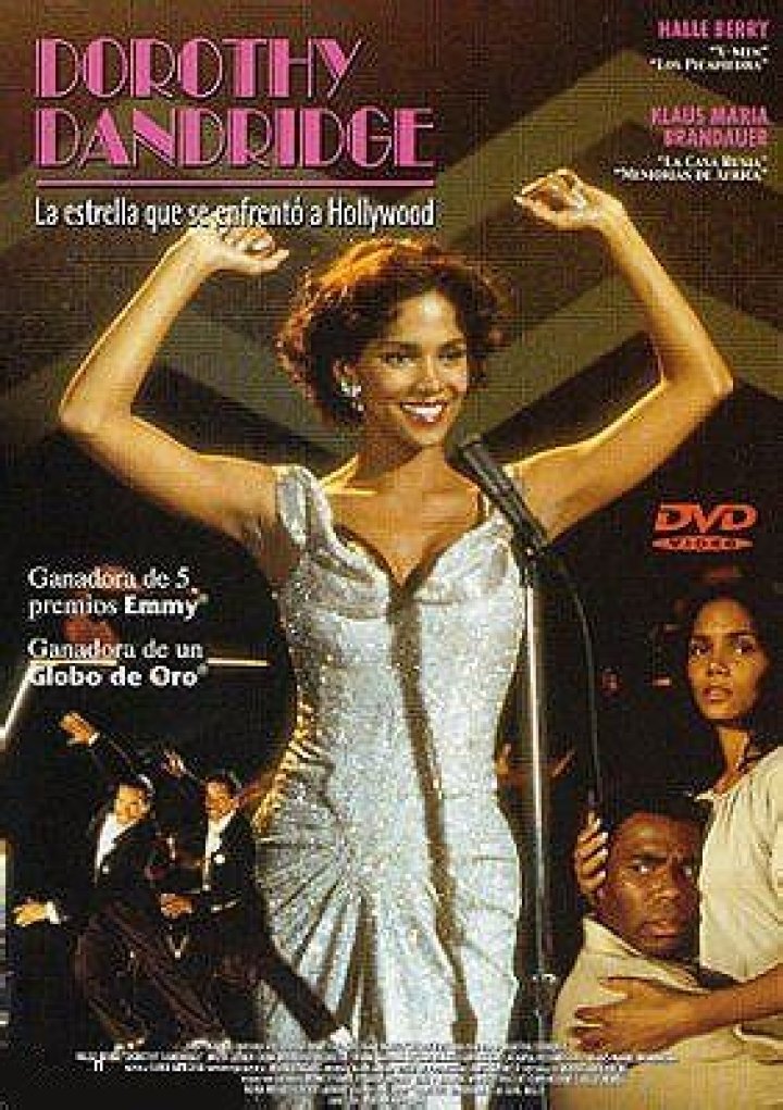 Did halle berry sing in dorothy dandridge?