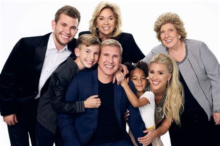 Did the chrisleys get arrested for tax evasion?