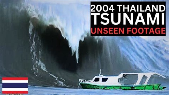 Did the tsunami hit phuket?