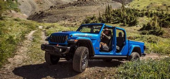 Do all wrangler tops come off?