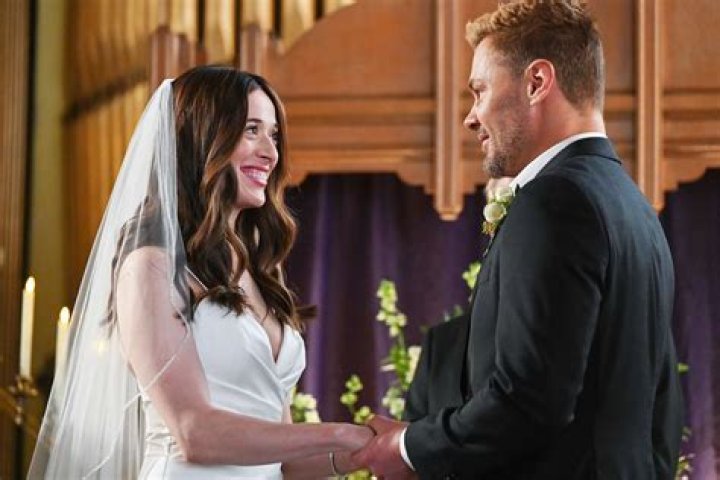 Do jimmy and kim get married?