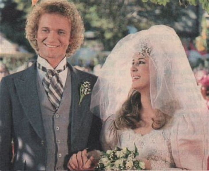 Do lewis and laura get together?