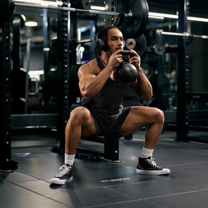 Do one legged squats build muscle?