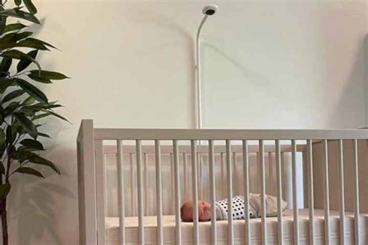 Do premature babies sleep more?
