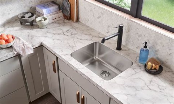 Do undermount sinks work with laminate countertops?