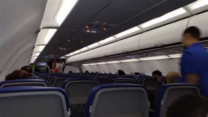 Do wizz air allocated seats?