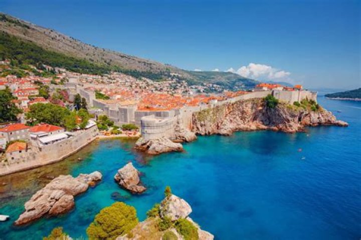 Do you need cash in dubrovnik?