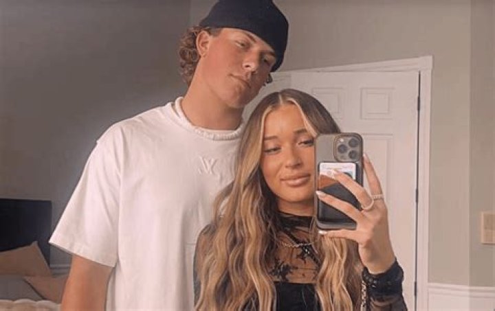Does april sexton have a baby?