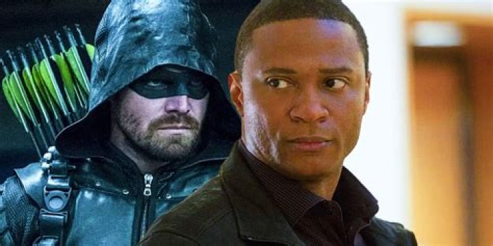 Does diggle come back to team arrow?