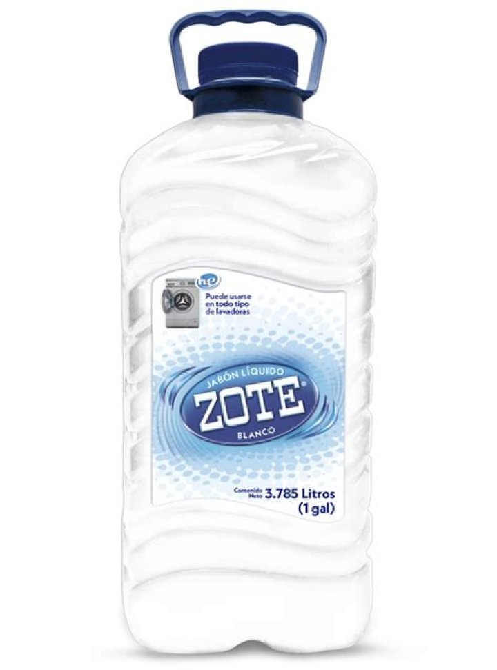 Does jabon zote have bleach?