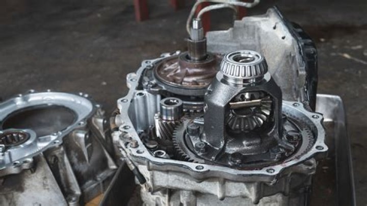 Does low transmission fluid cause slipping?