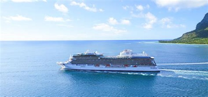 Does oceania cruises include gratuities?