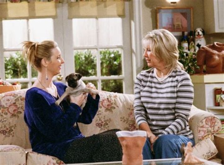 Does phoebe have a baby?