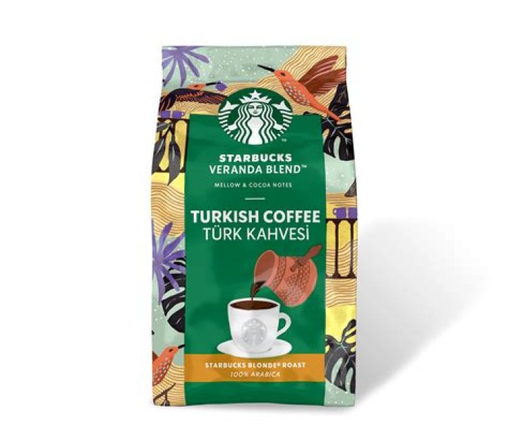 Does starbucks veranda blend have nuts?