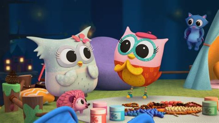 Does the owlet work with footed pajamas?