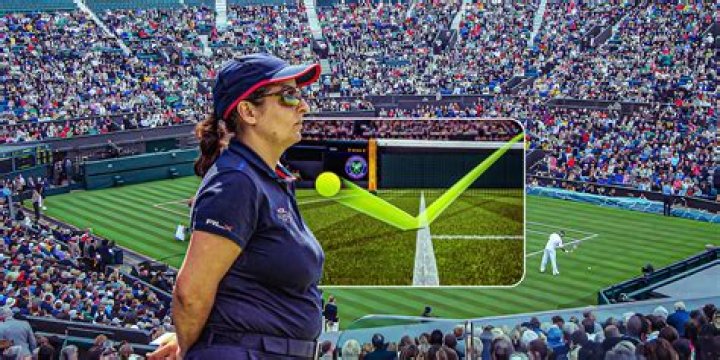 Does the us open have line judges?