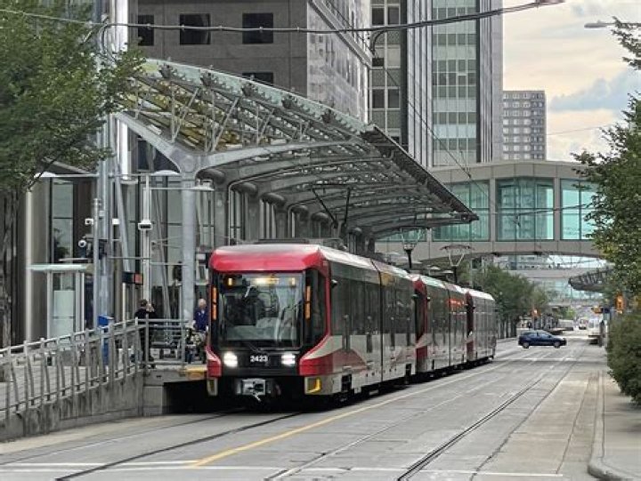 Does vancouver have streetcars?