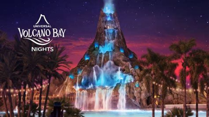 Does volcano bay close for winter?