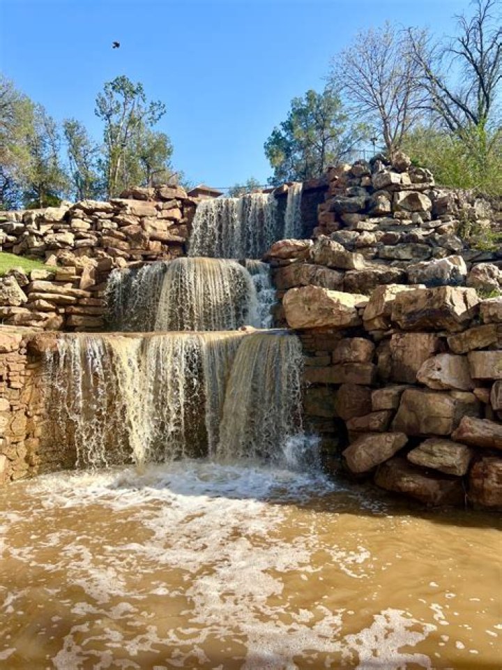 Does wichita falls have waterfalls?